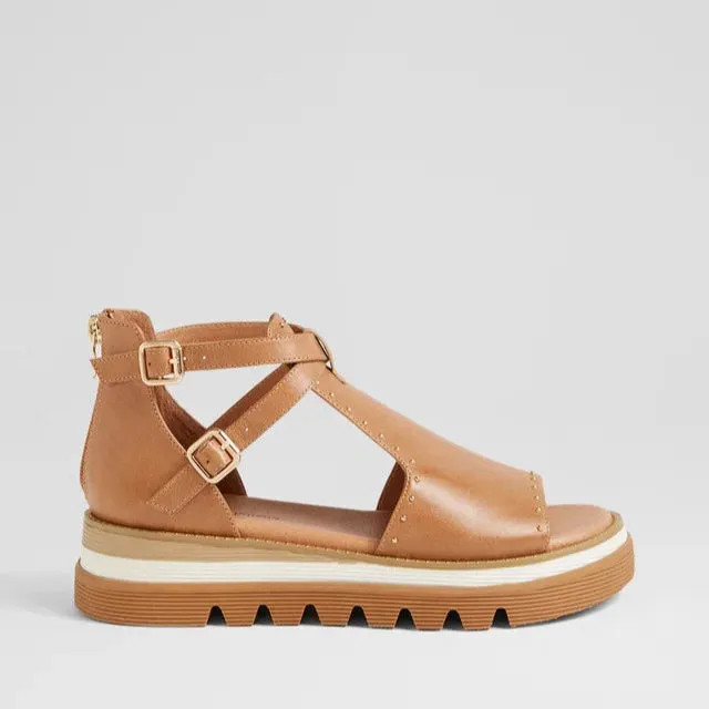 Urban Look Travel Ready DJANGO & JULIETTE SORENS TAN