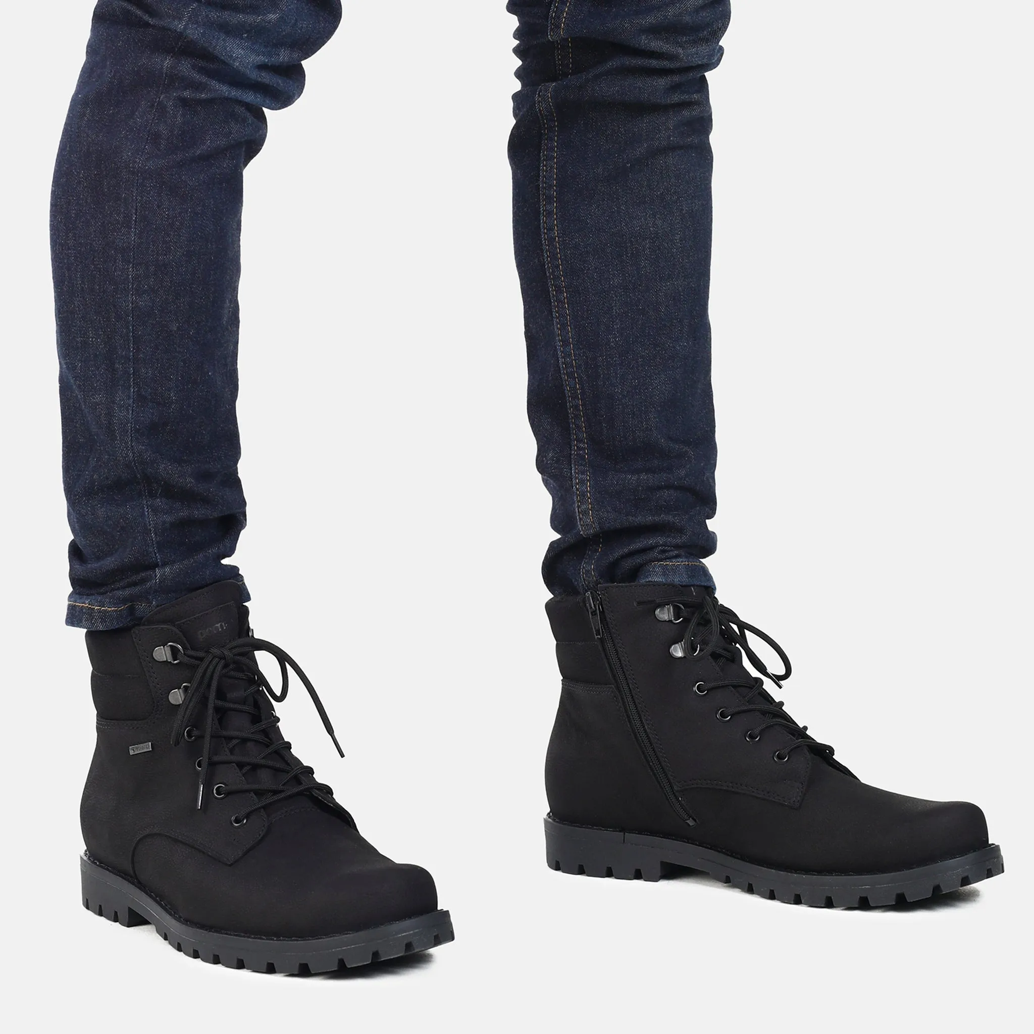 On-the-Go Wear OLOS Men's GORE-TEX? ankle boots