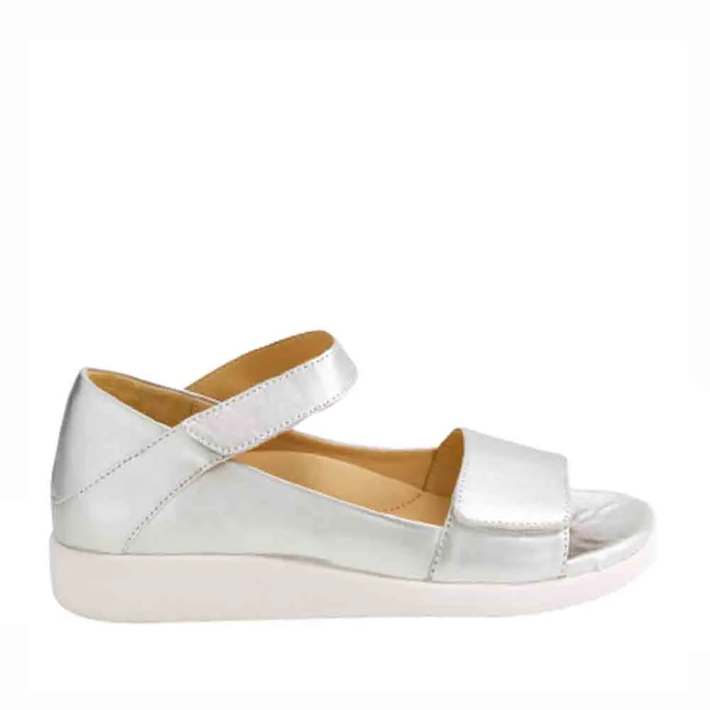 ZIERA ISOLDE SILVER Supportive Walk Joint Ease