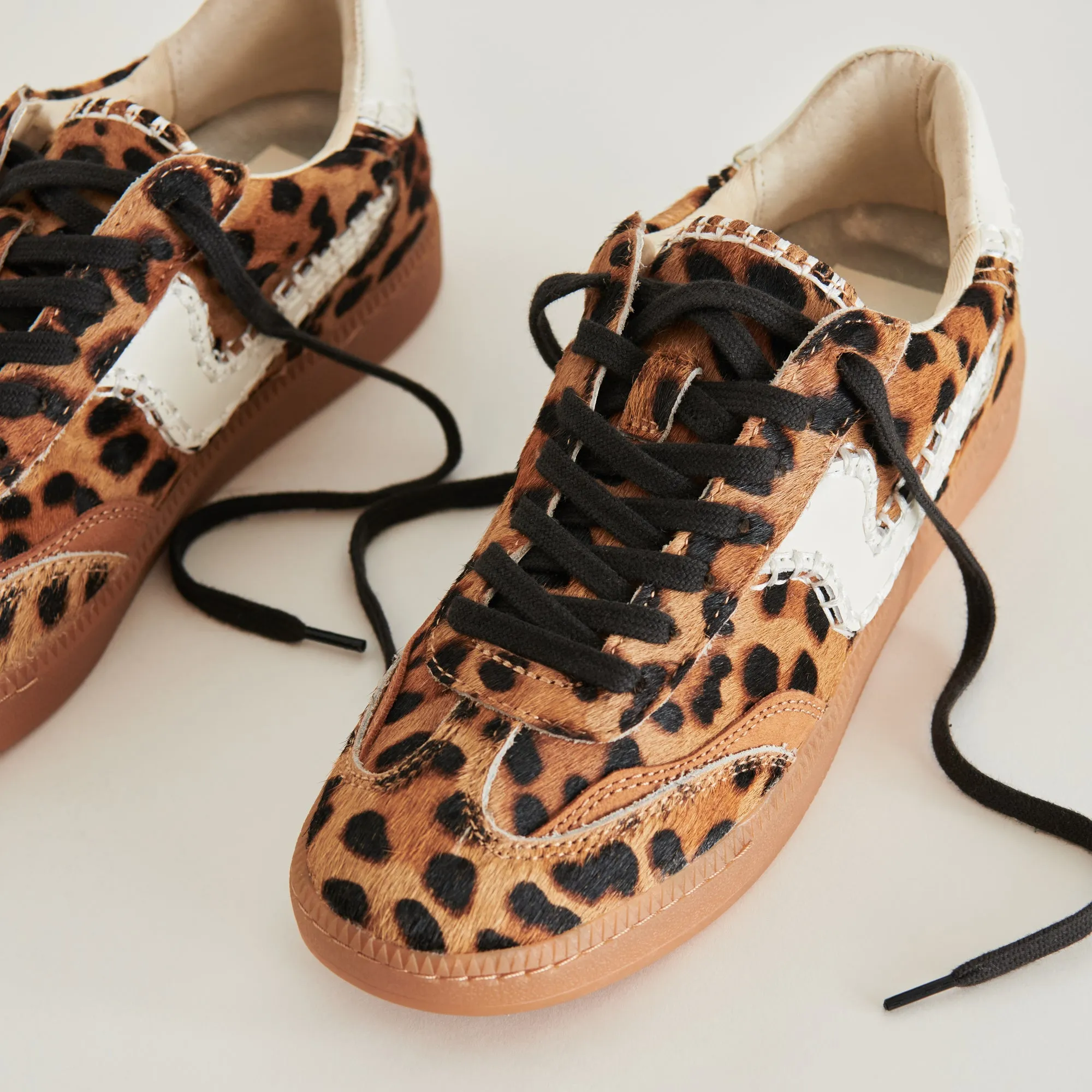 Foot Shape NOTICE STITCH SNEAKERS DK LEOPARD CALF HAIR