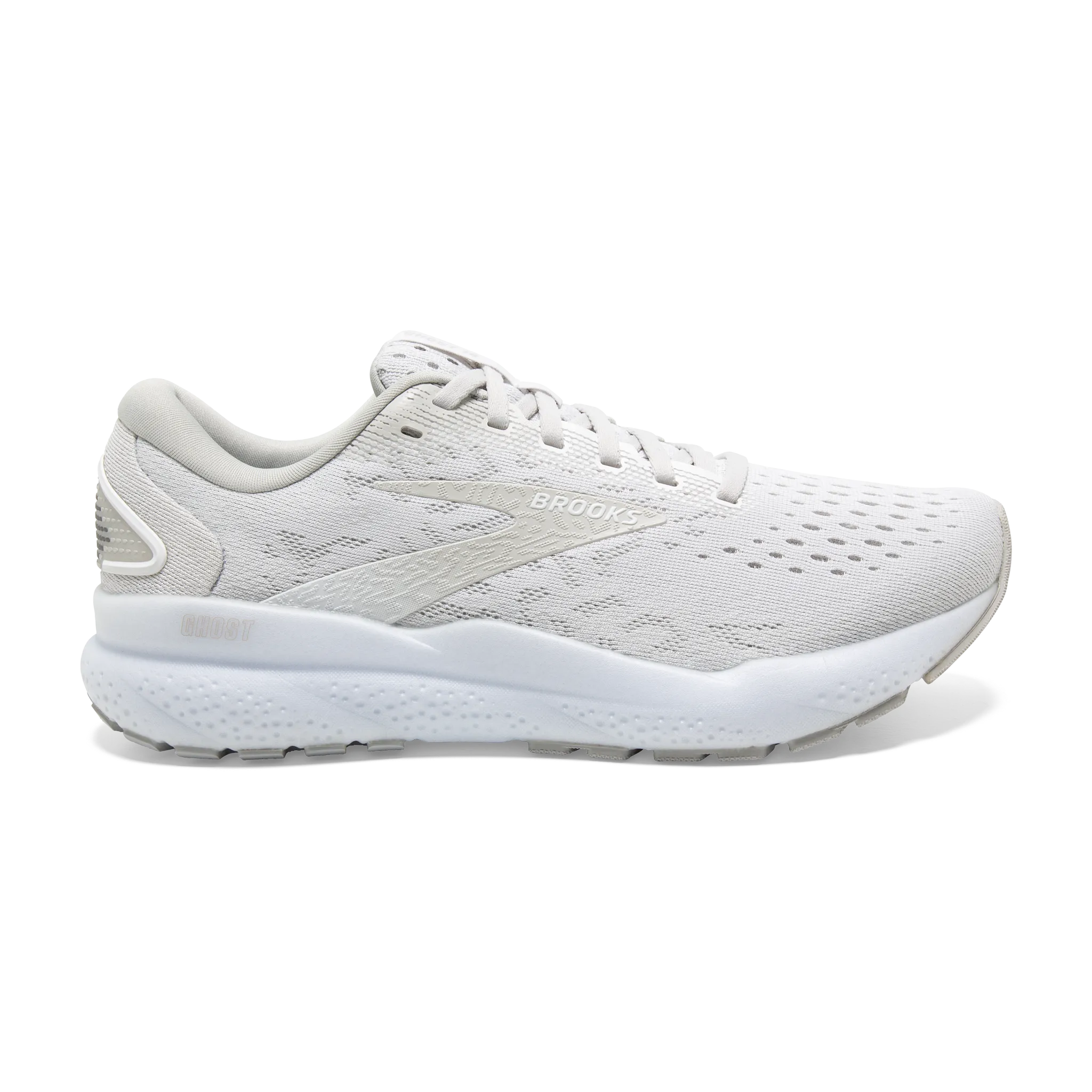 mesh material running footgear Women's Ghost 16