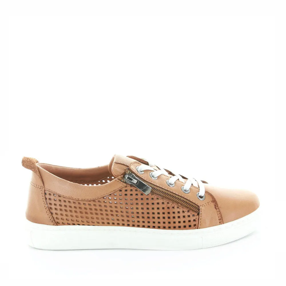 Soft-touch design LE SANSA WIZARD TAN