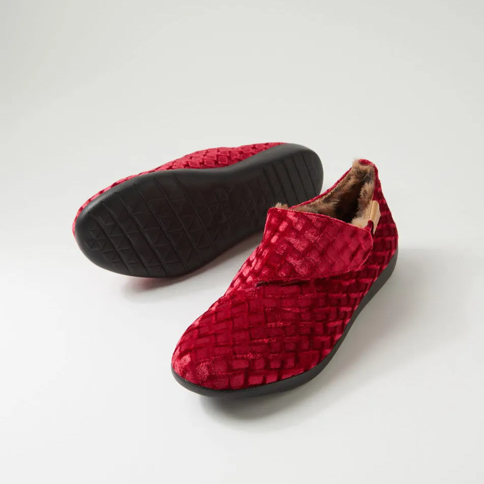 ZIERA FLISS RED EMBOSS Secure