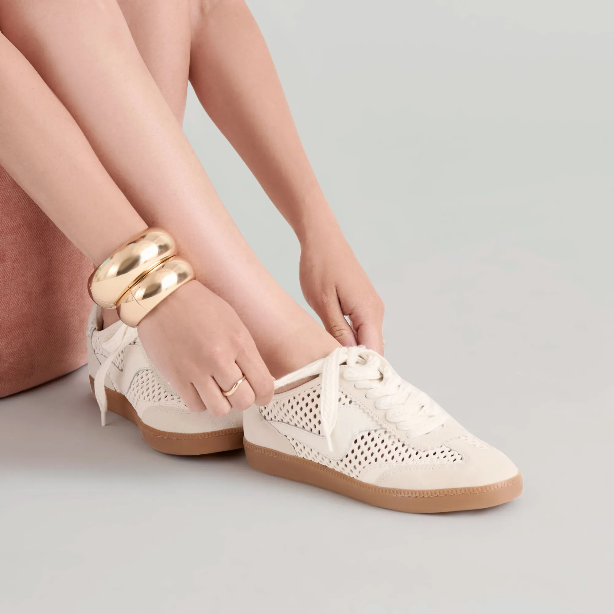 Speed Form NOTICE SNEAKERS IVORY PERFORATED NUBUCK