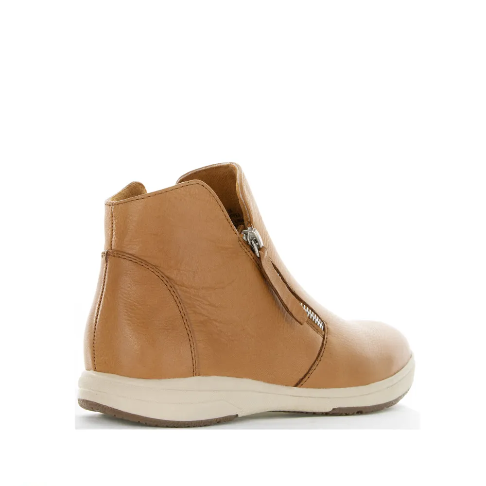 Secure Style LE SANSA POKIE TAN