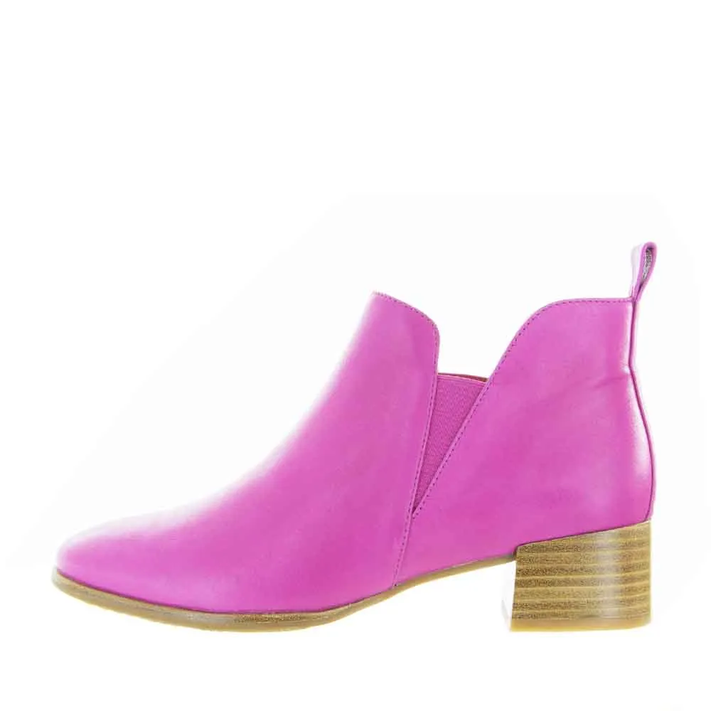 Music Festival adventurers' requirements BRESLEY ANEXIA HOT PINK