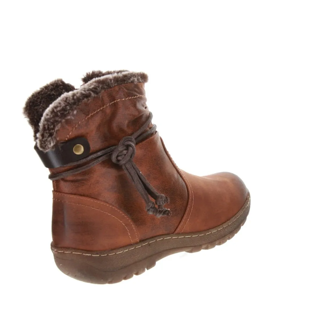 CC RESORTS GEMMA BROWN Outdoor Travel Crisp Lines