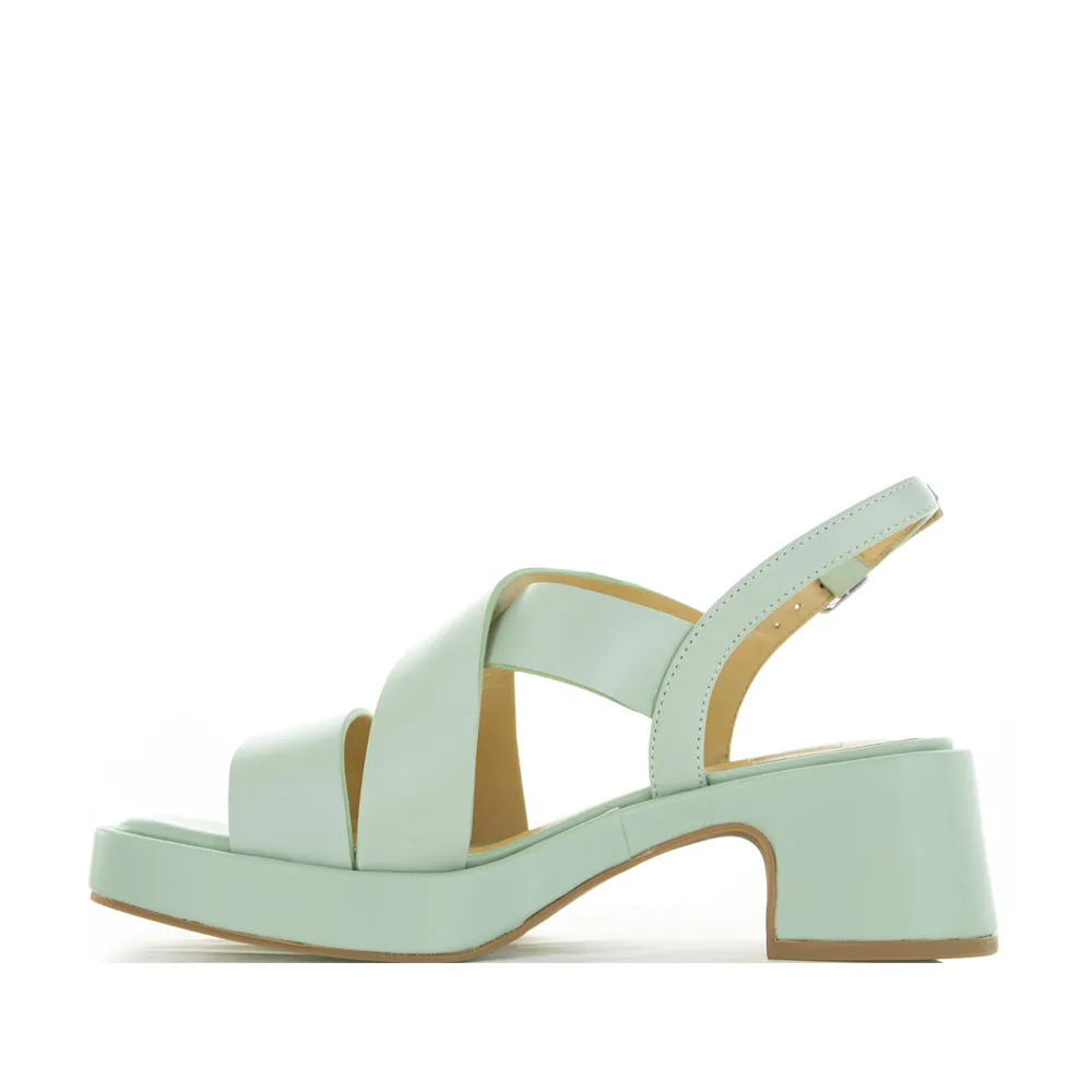 MILA RAINE JUNIOR TIFFANY BLUE Impact protection