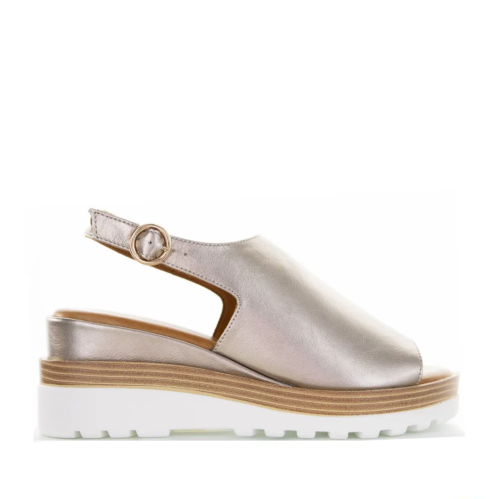 Traction teenagers' trends LE SANSA THUNDER CHAMPAGNE
