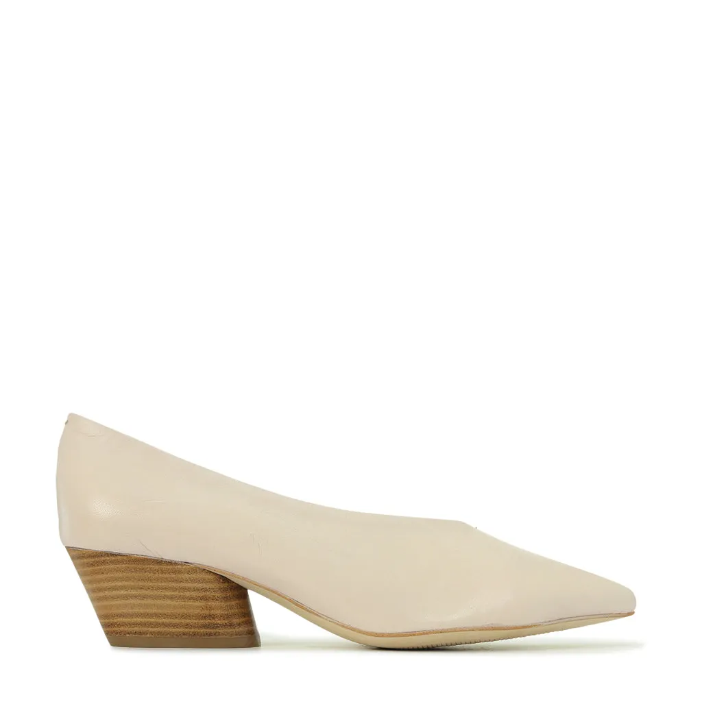 Stain-Resistant HARD CLASSIC PUMP HEEL