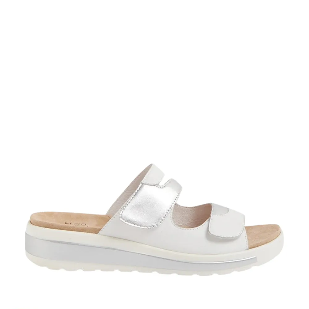 Chill Mode Walk Slip Walk ZIERA GENRA WHITE SILVER