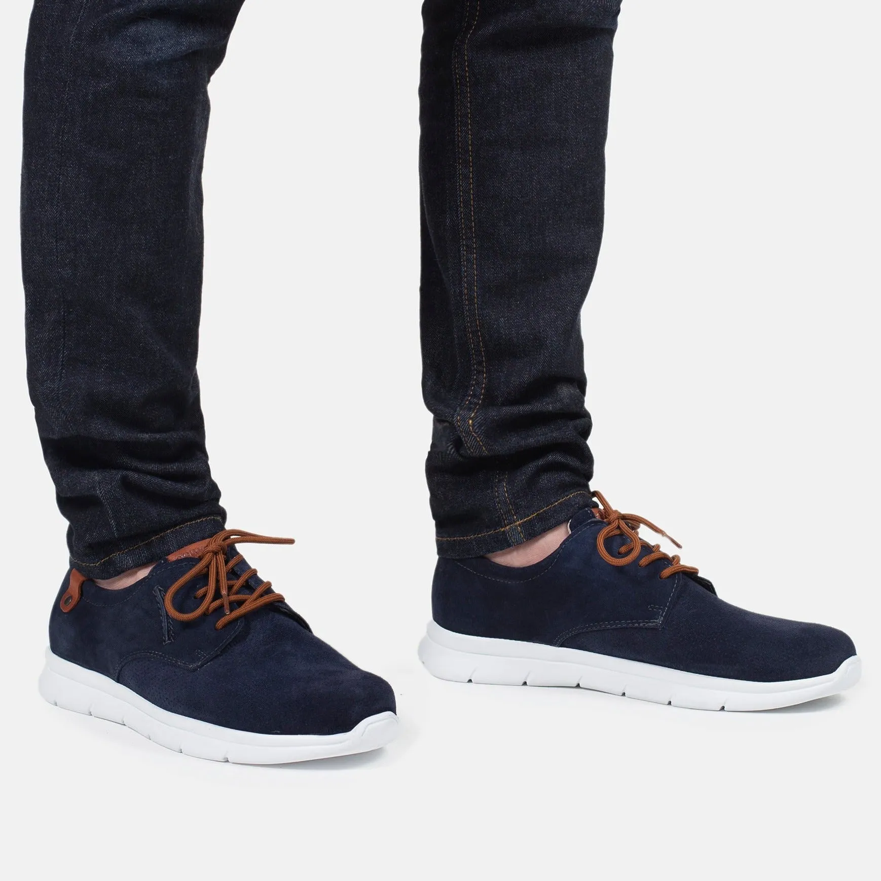 TIKKA Men??s Hybrid Sneakers All-around traction