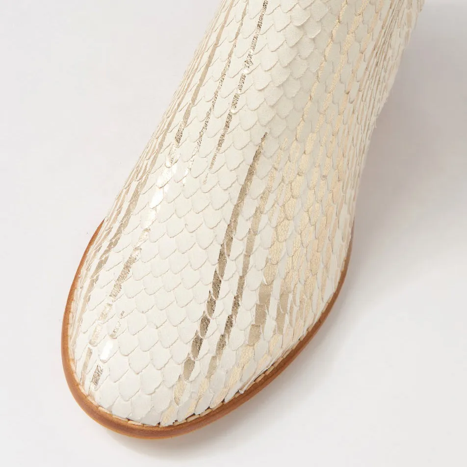 DJANGO & JULIETTE MOCKAS ALMOND METALLIC Comfortable Footbed Warehouse Work
