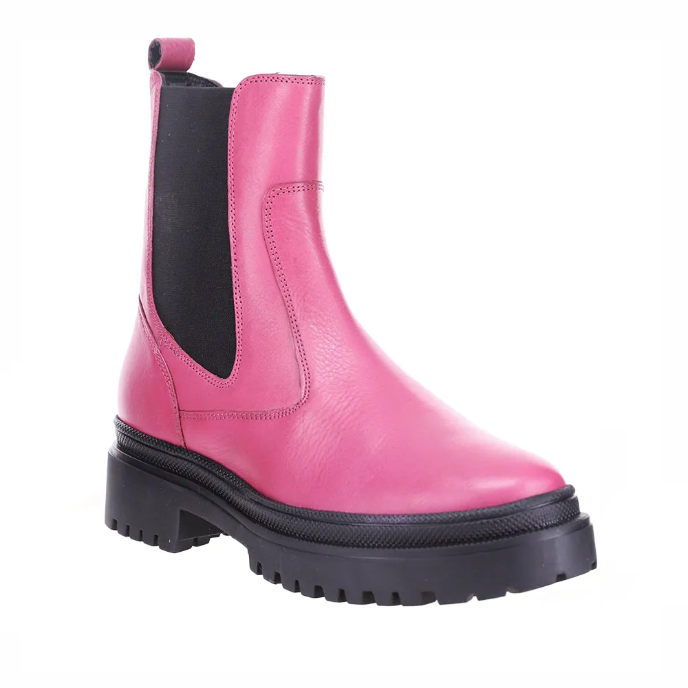 LE SANSA COOMA HOT PINK Supportive Fit Fashionable Comfort