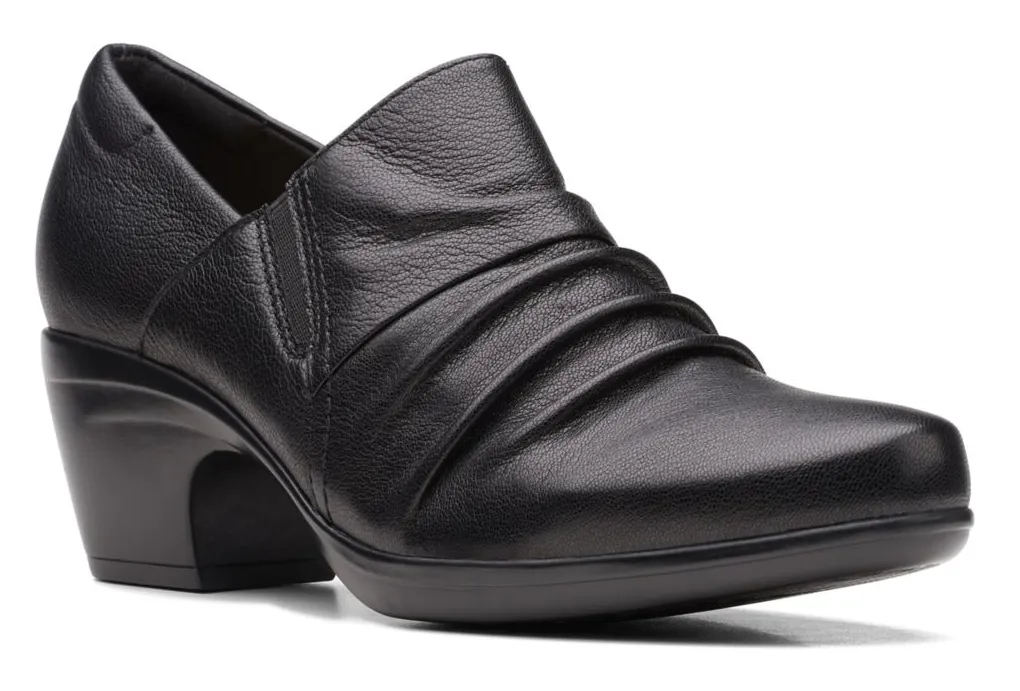 Clarks Emily Cove Sturdy desert