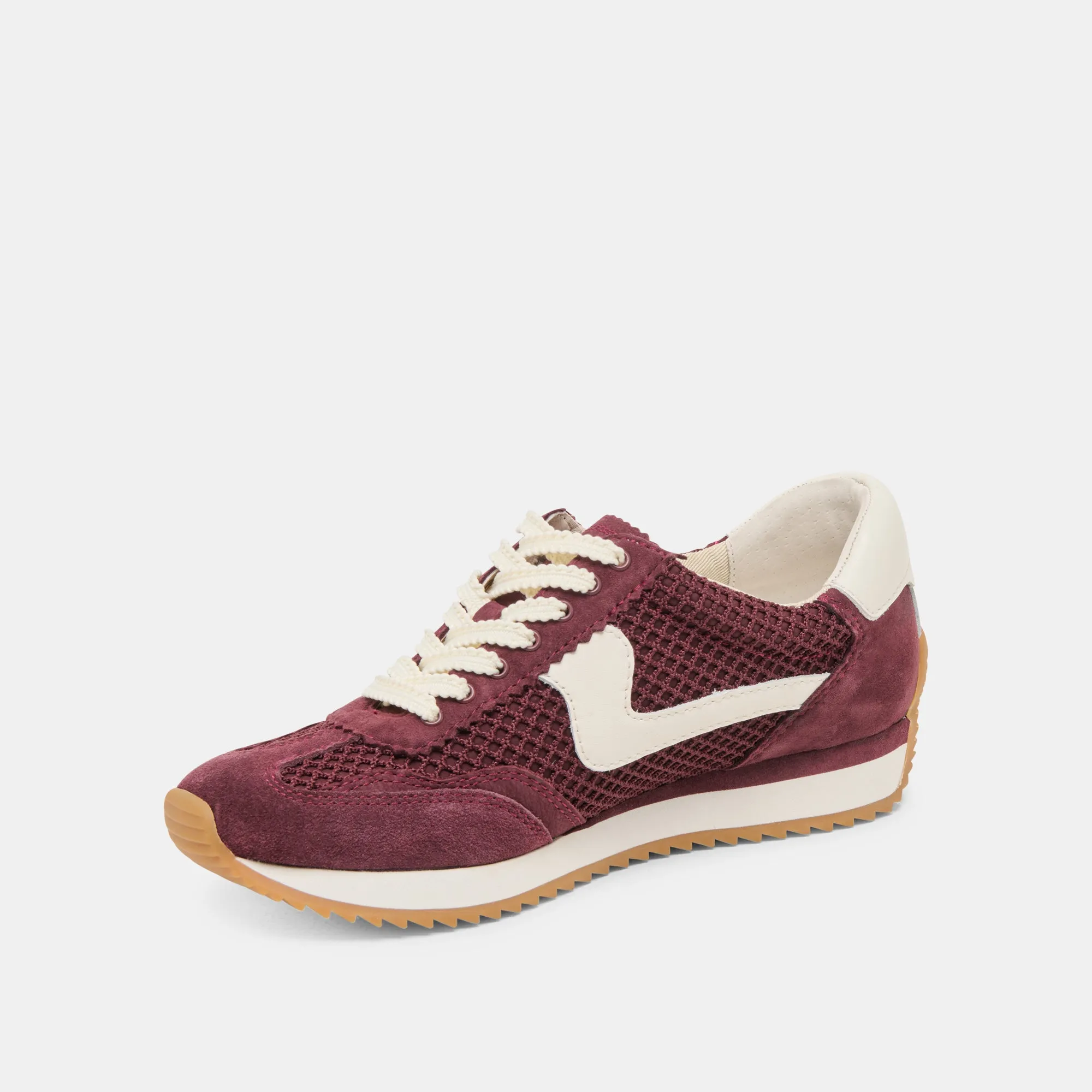 B.NTCD MESH SNEAKERS CRANBERRY WOVEN MESH Outdoor activities