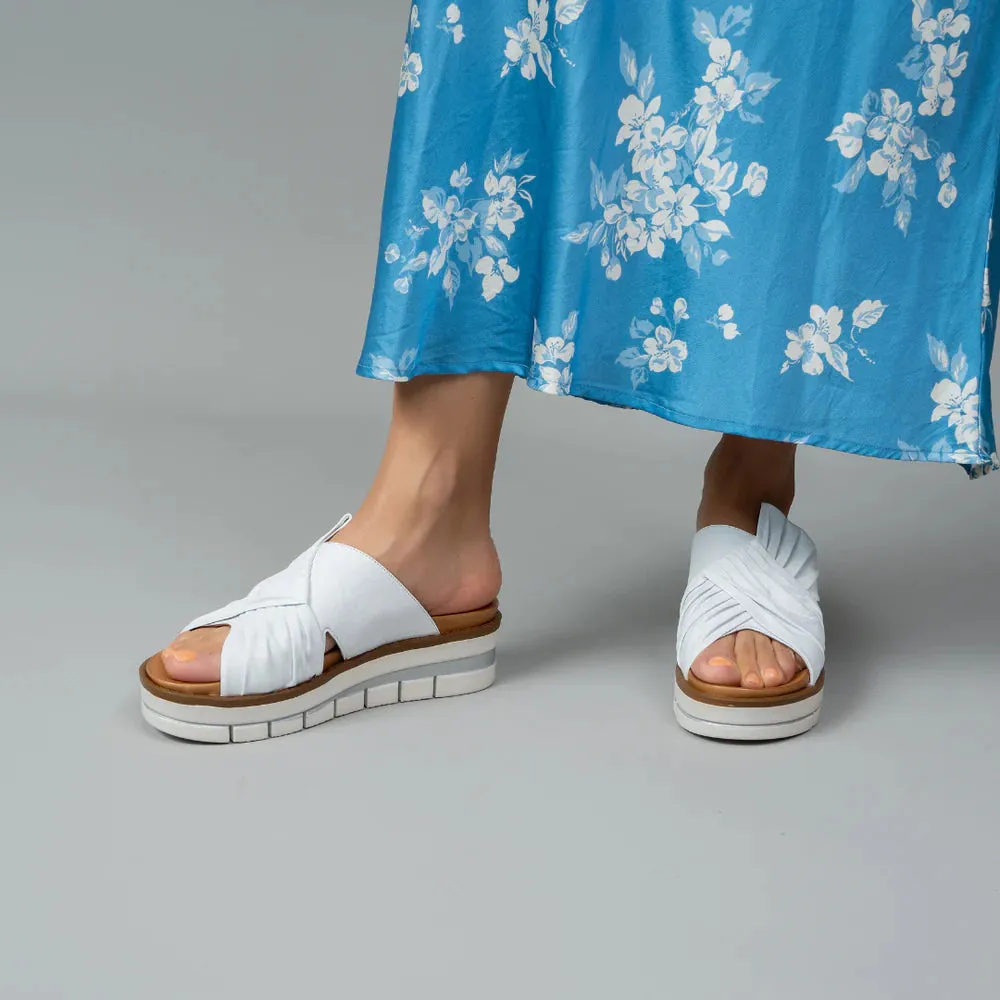 Comfort Travel Step LE SANSA KHLOE WHITE