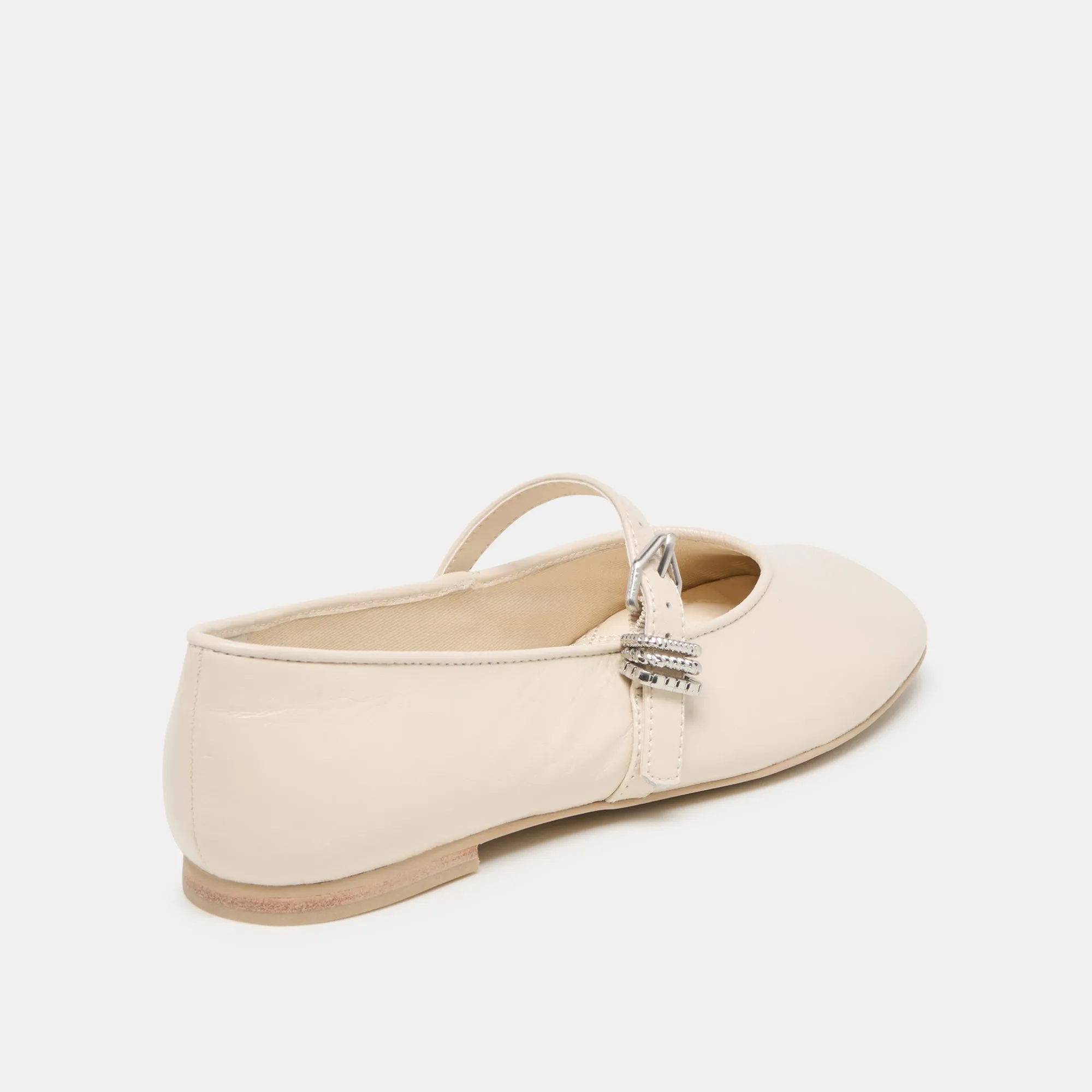 ALIZZA BALLET FLATS CREME CRINKLE PATENT Avenue Mood Winery Mood