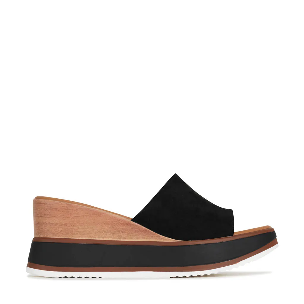 KAIAH WEDGE SANDALS forest walk material