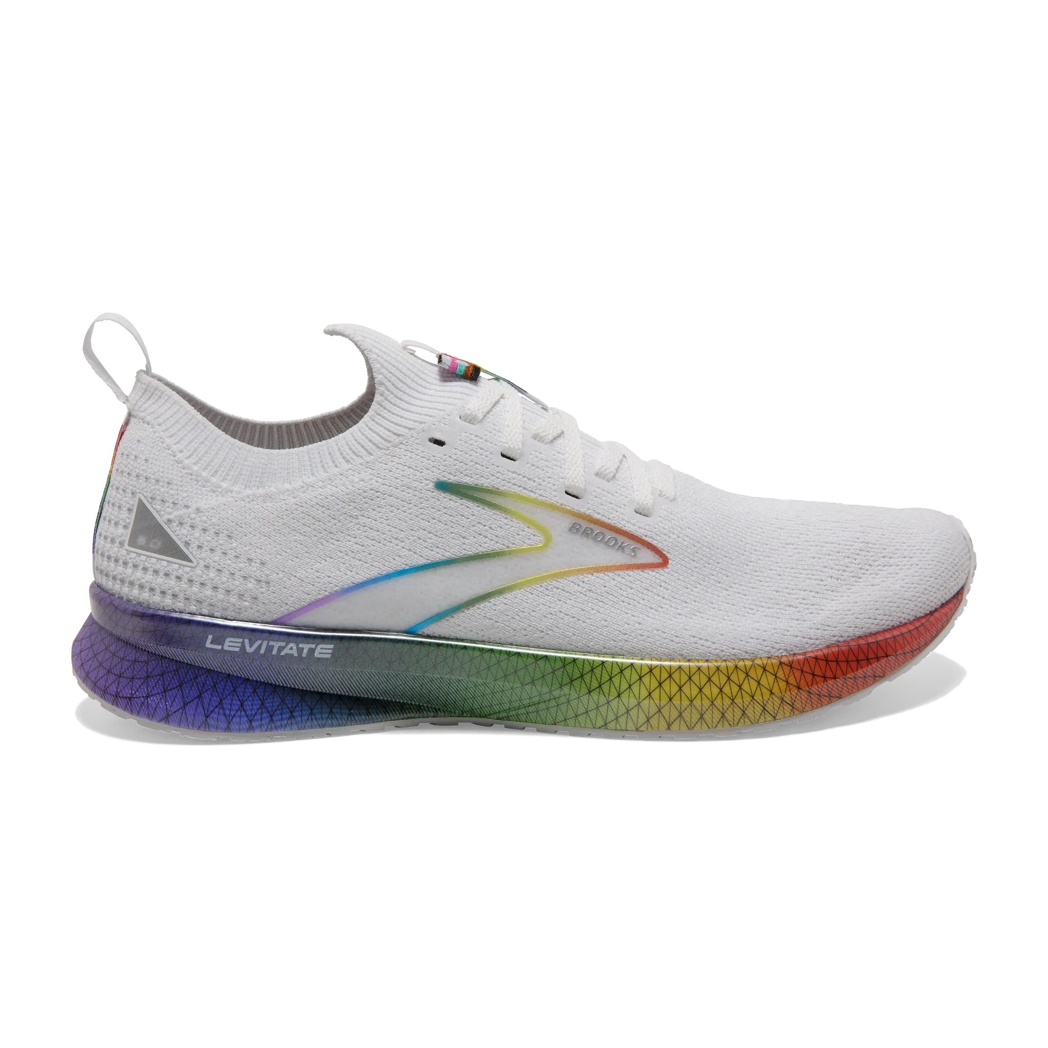 Women's Levitate StealthFit 5 post - race celebration running in a cliff area shoes