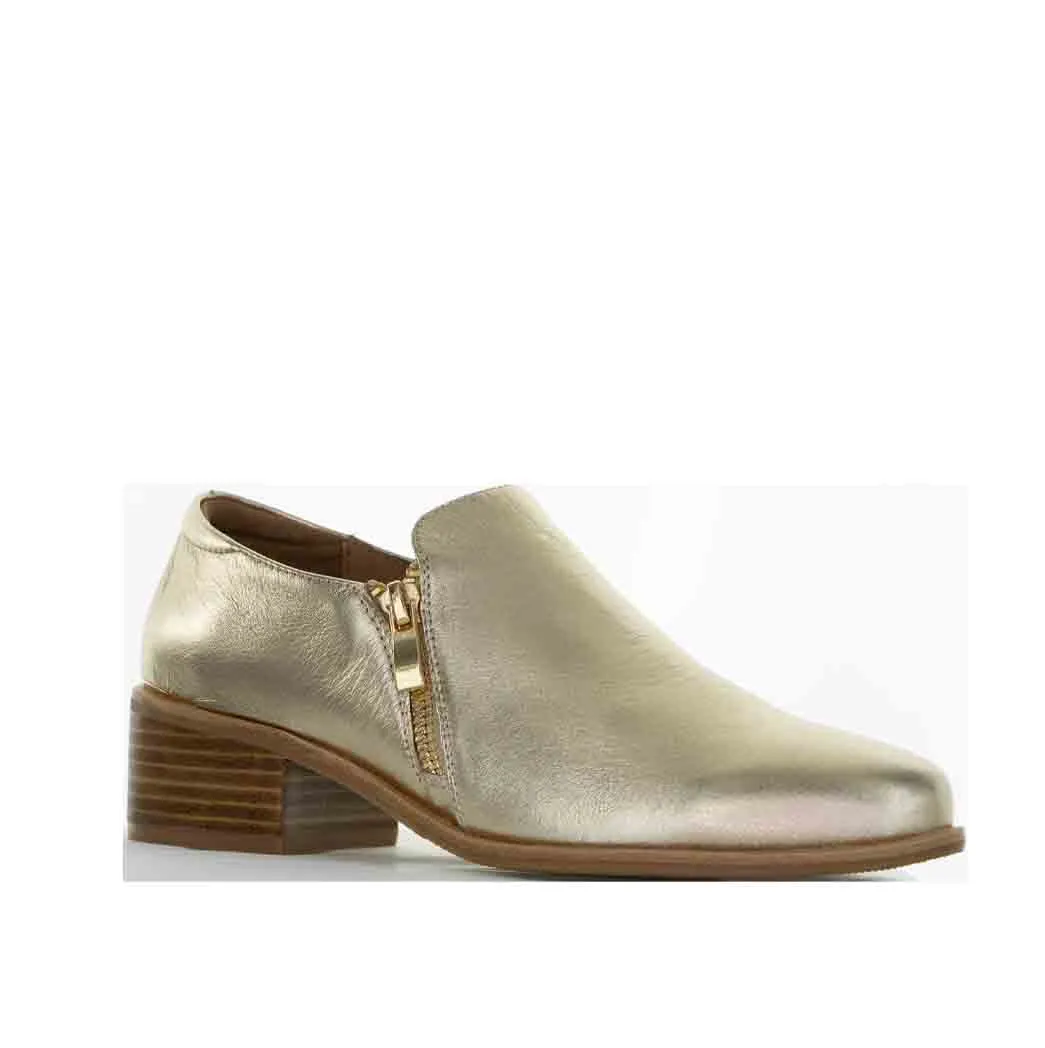 BRESLEY DARTMOUTH GOLD Practical Casual Shoes Entrepreneur Look