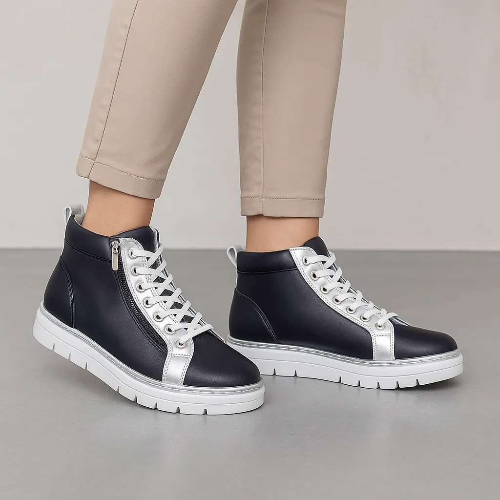 LE SANSA BOBBY NAVY SILVER Slip Resistant Functional Footwear