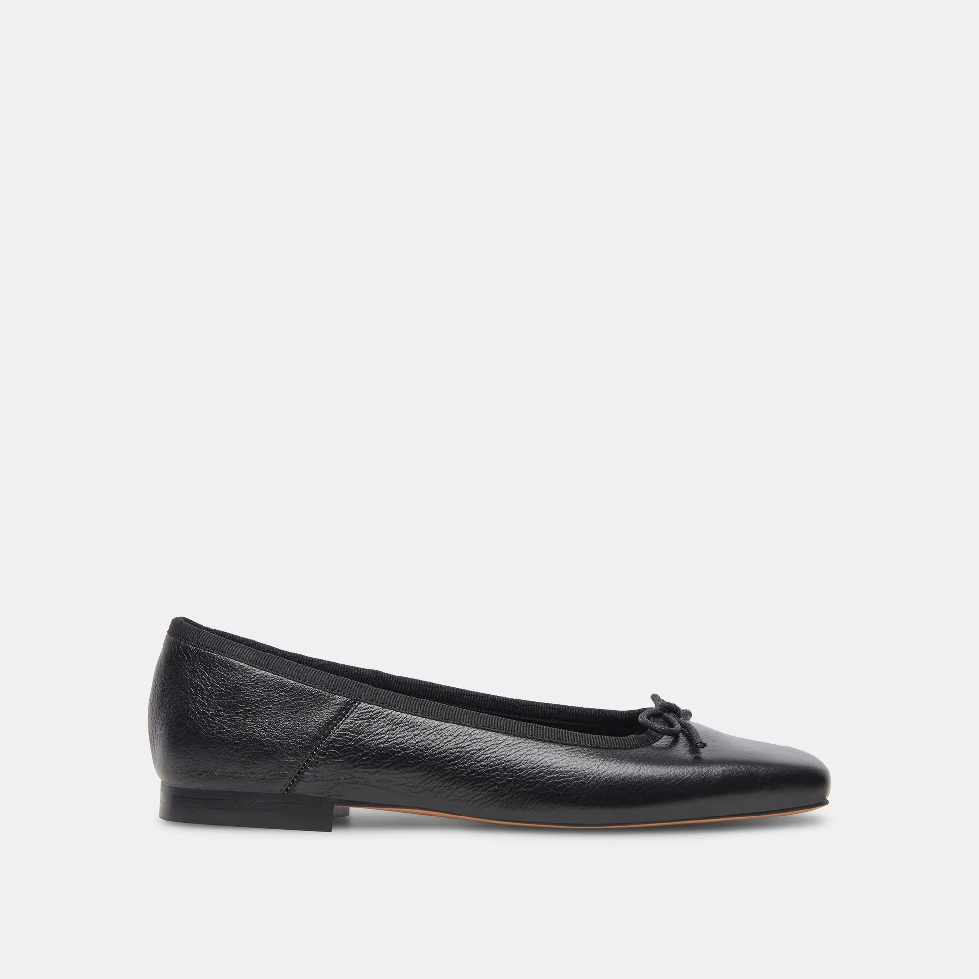 Round Toe ANISA BALLET FLATS BLACK LEATHER