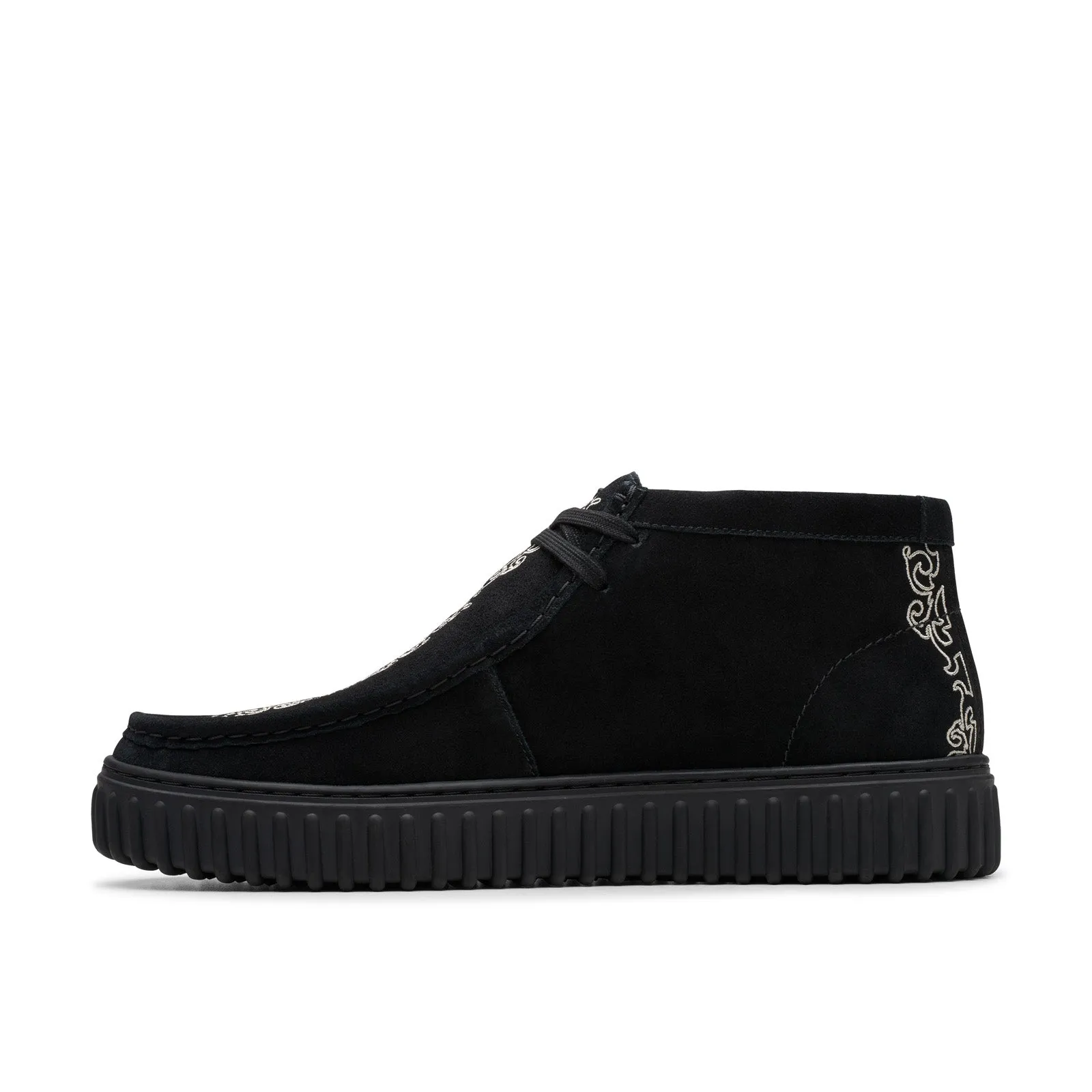 Timeless Quality Trendsetting Style Clarks Torhill Woven Pleasures 26180267 Mens Black Suede Chukkas Boots