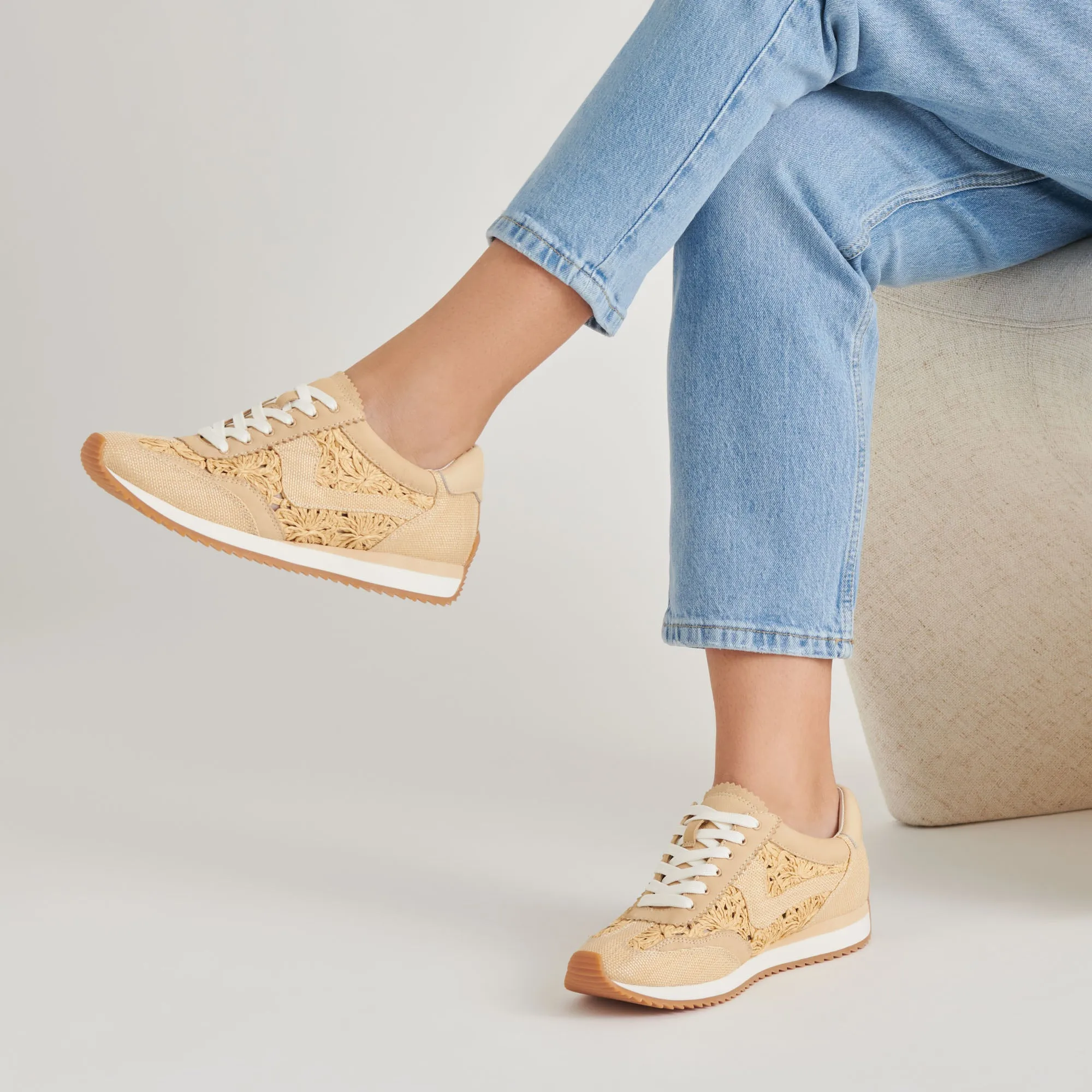 B.NTCD SNEAKERS LT NATURAL MACRAME Easy Movement Running Routine