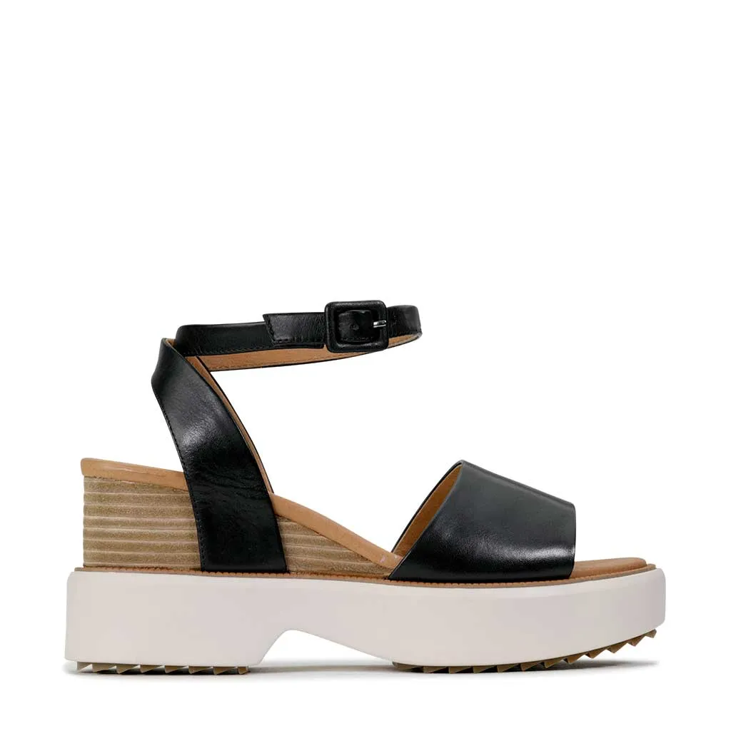 BRYCE LEATHER ANKLE STRAP WEDGE Working runners - specific benefits