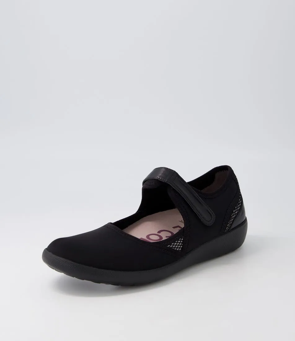 Outdoor Fun Ziera Ushery Black