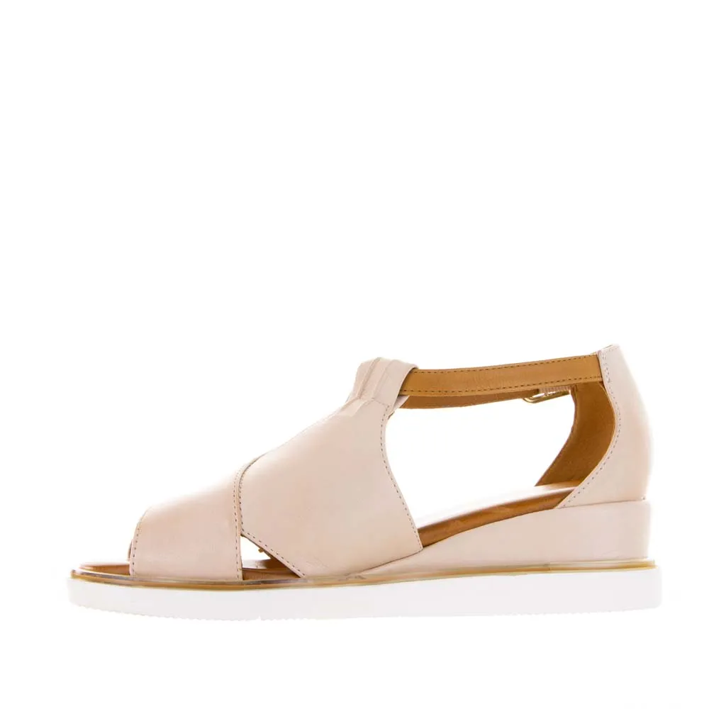 LE SANSA TOSCA BLUSH TAN Shock-absorbent flexibility usual