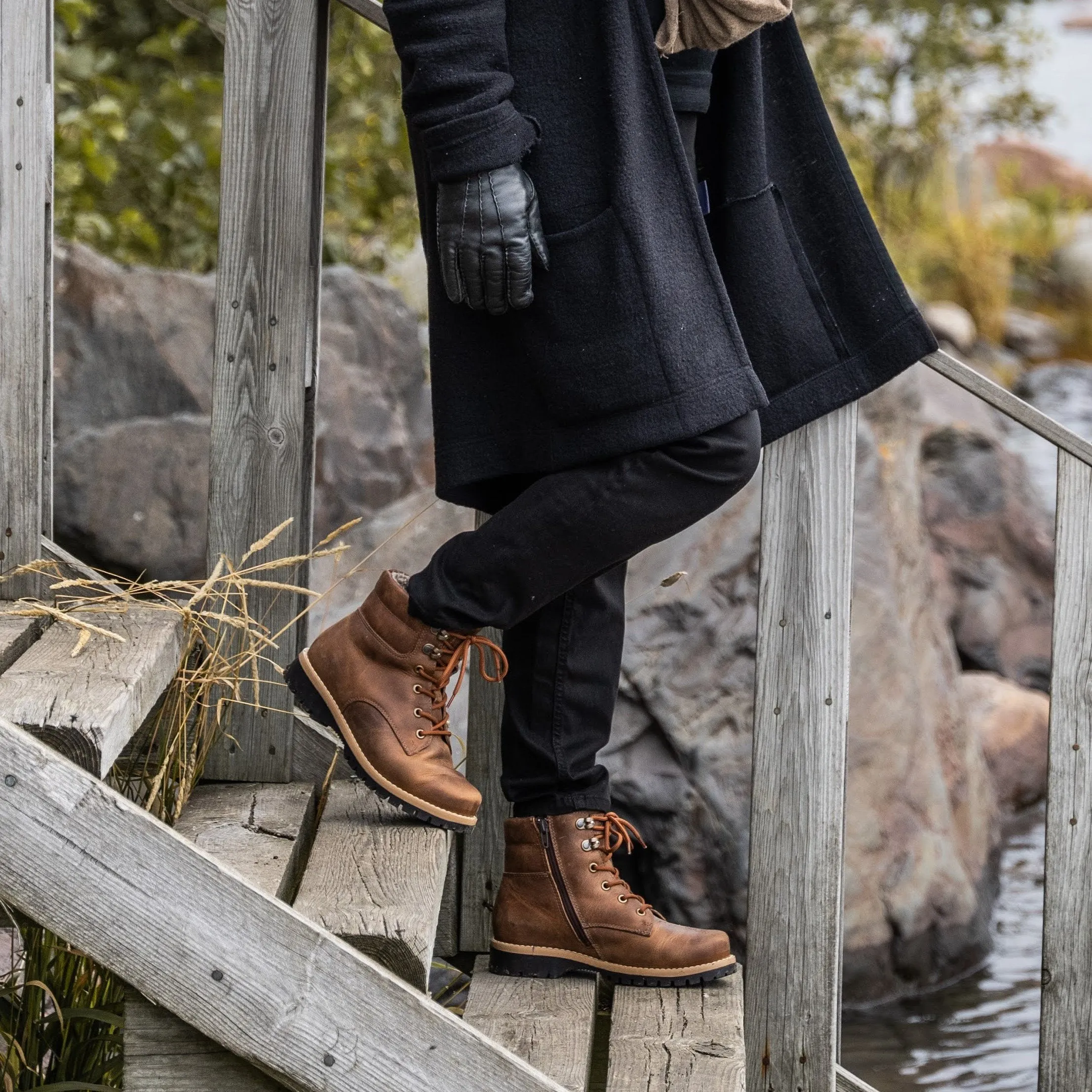 RAE Womens eco-friendly ankle boot High Utility Soft And Supportive