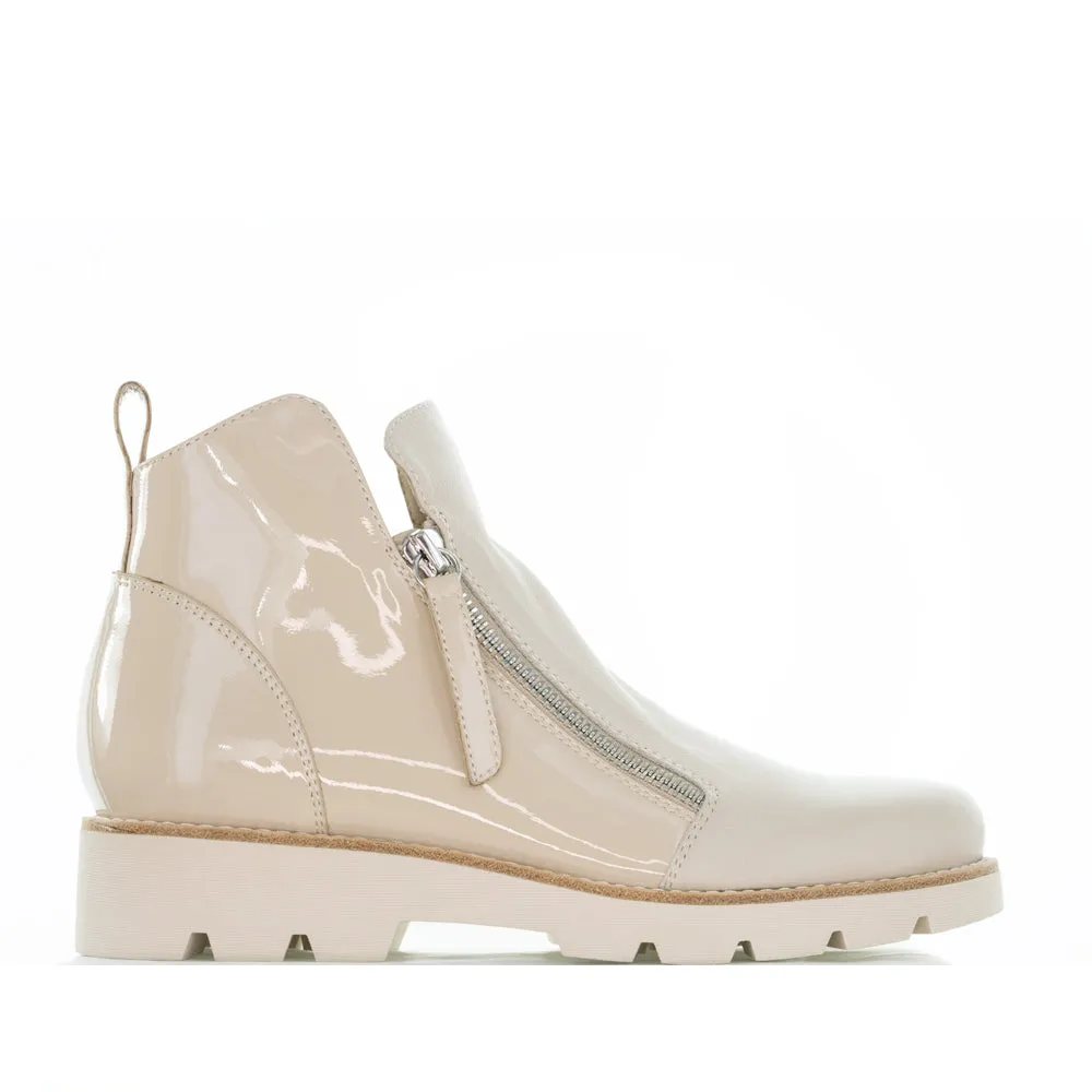DJANGO & JULIETTE DOTTIZ VANILLA OATMEAL PATENT day trip Rain Proof