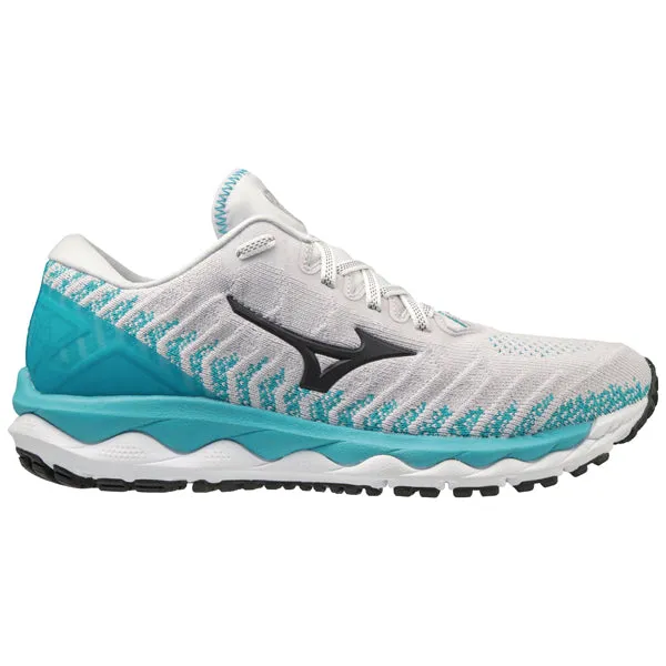 Women's Sky 4 Waveknit running in a canal area shoes running shoes with traction pattern