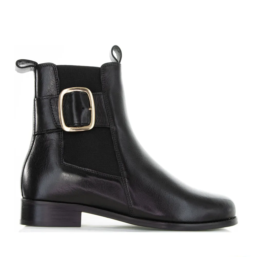 LE SANSA MISTER BLACK irreplaceable sporty women's style
