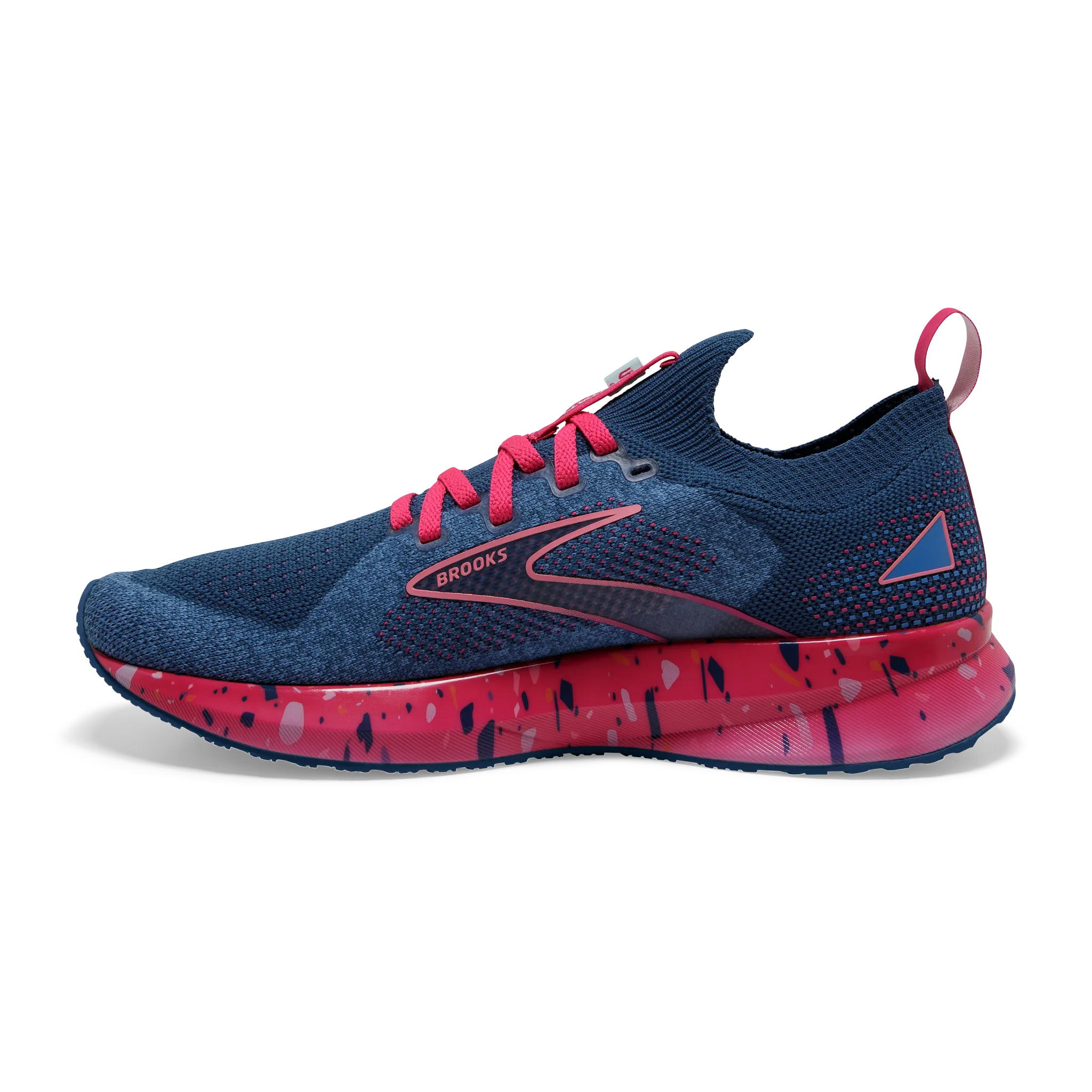 beach - running Women's Levitate StealthFit 5