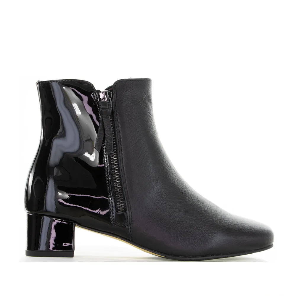 Travel Essential ZIERA KELMAR BLACK