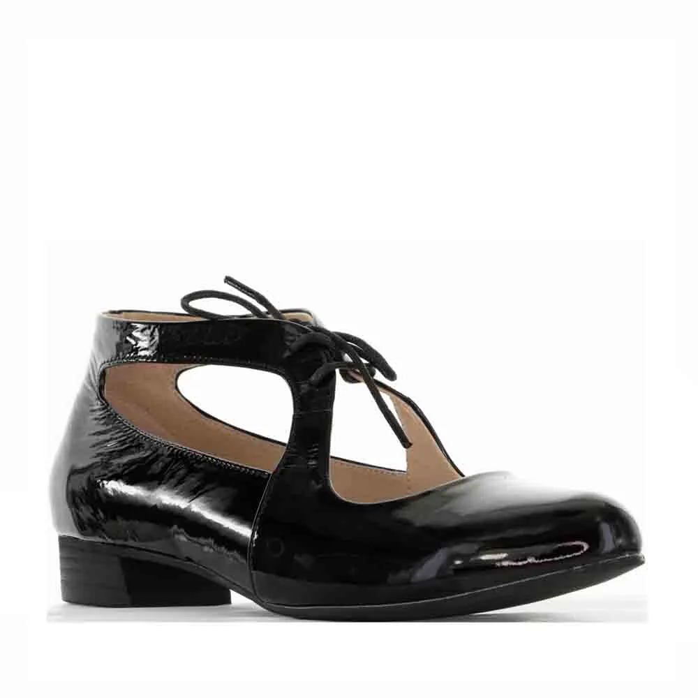 Blue closed - toe LE SANSA BOSS BLACK PATENT