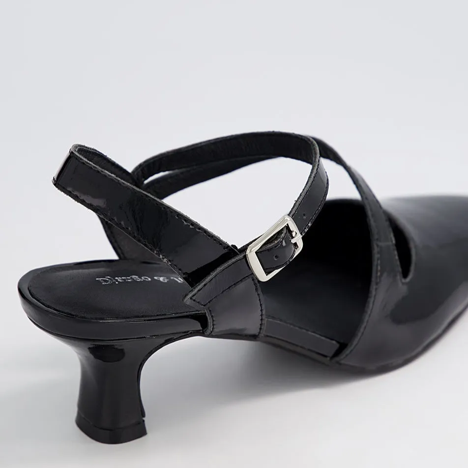 DJANGO & JULIETTE CHARISSA BLACK PATENT Traction pattern