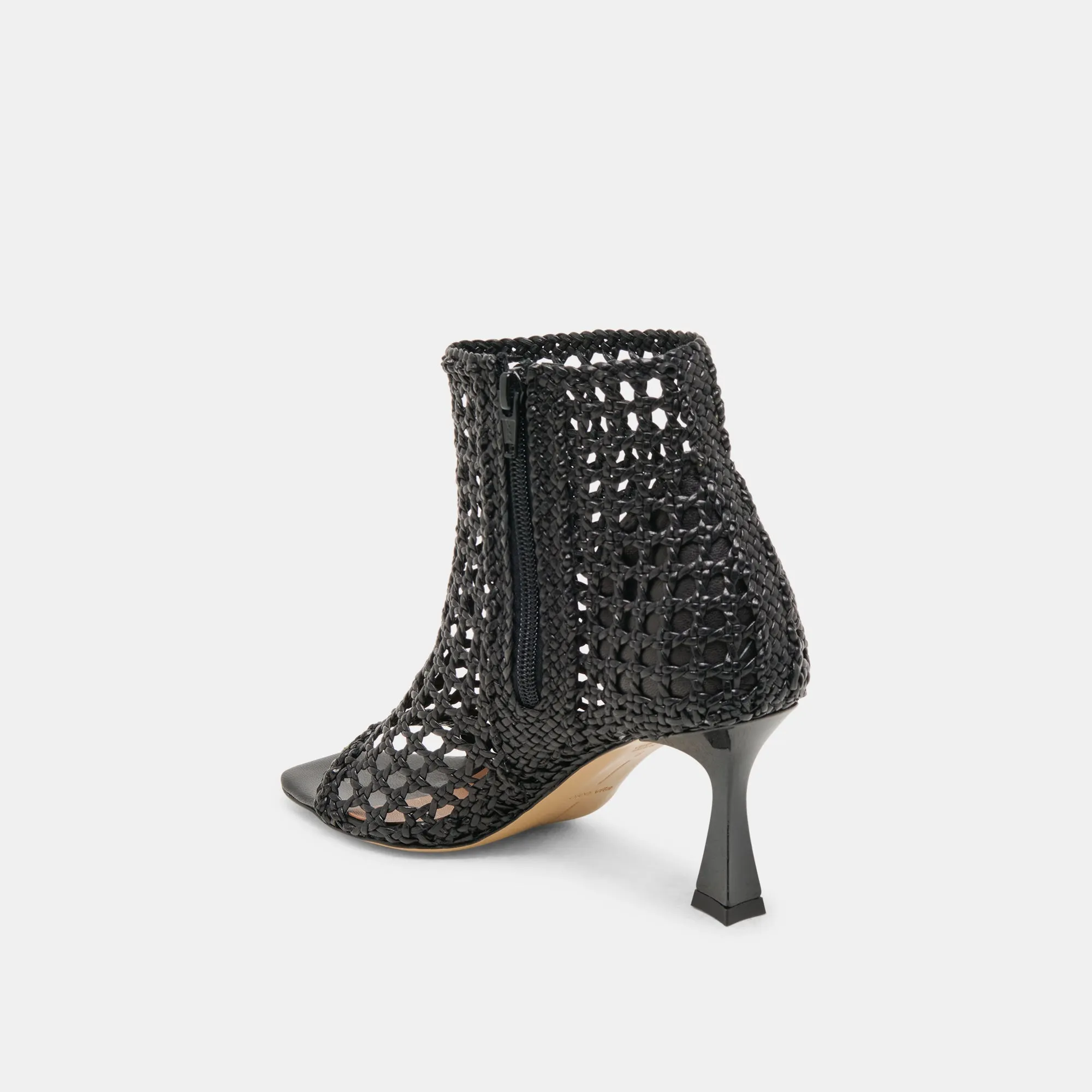 Casual Adventure QUIN HEELS BLACK WOVEN LEATHER