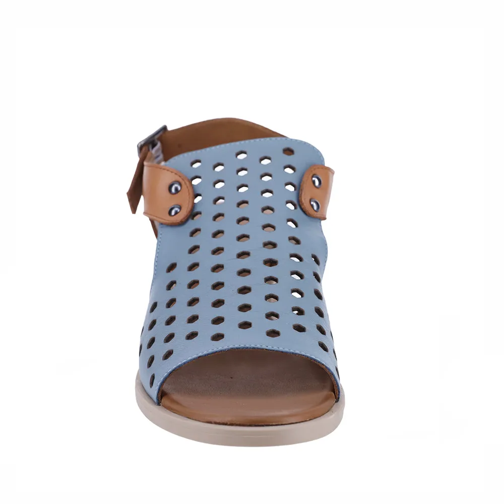 perforated design LE SANSA DOHA NAVY TAN