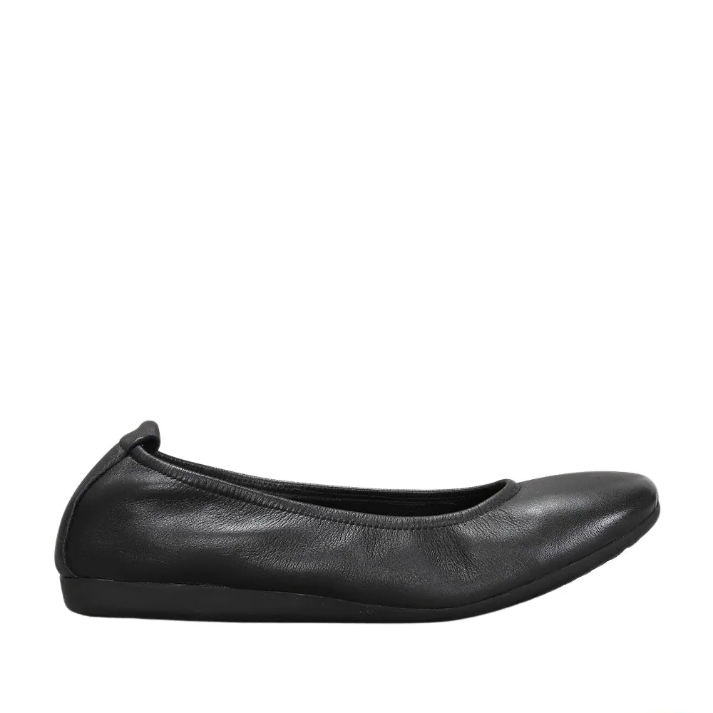 LE SANSA BARBIE BLACK Look View