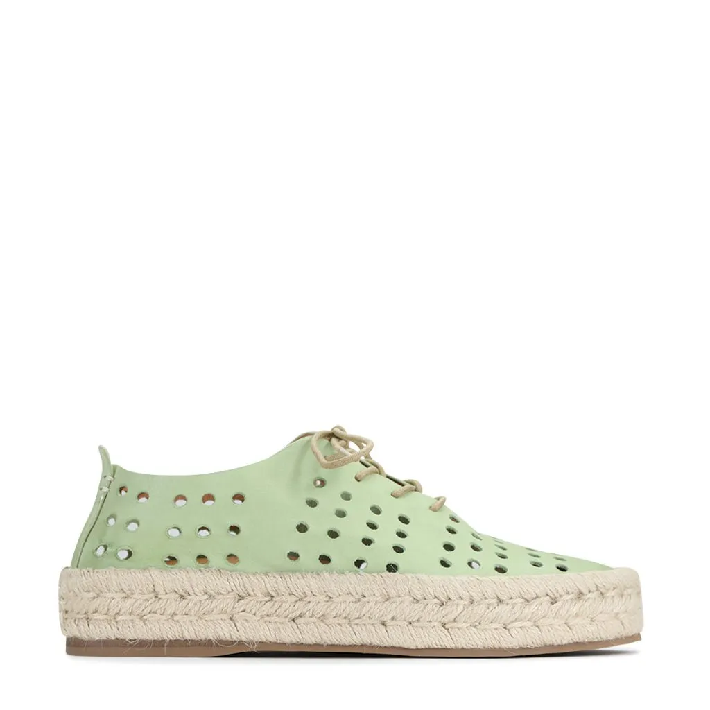Trend-setting comfort Chic Fit SEASHELL LEATHER ROPE SNEAKERS