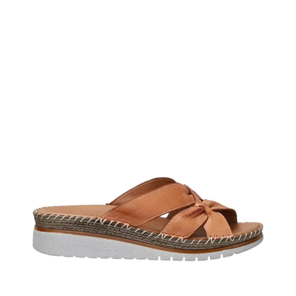 LE SANSA FINCH TAN Outdoor Comfort Shoes Heel Freedom
