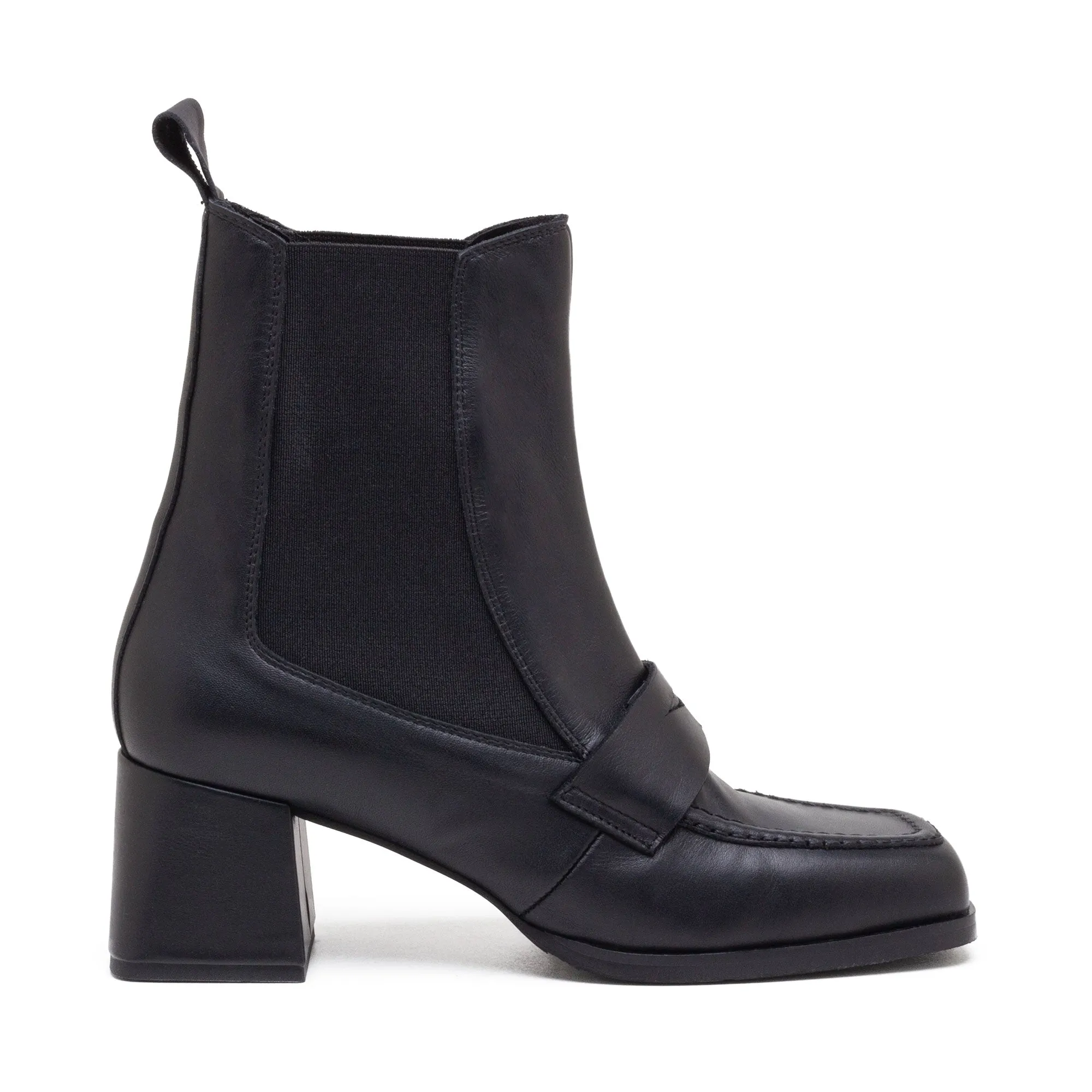 ADELE BLOCK HEEL CHELSEA BOOT Comfort Oriented