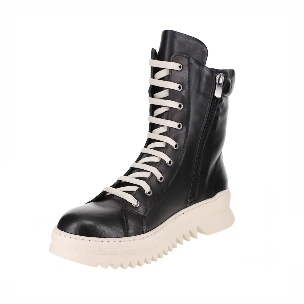 LE SANSA NAOMI BLACK Rugged Style Rugged And Durable