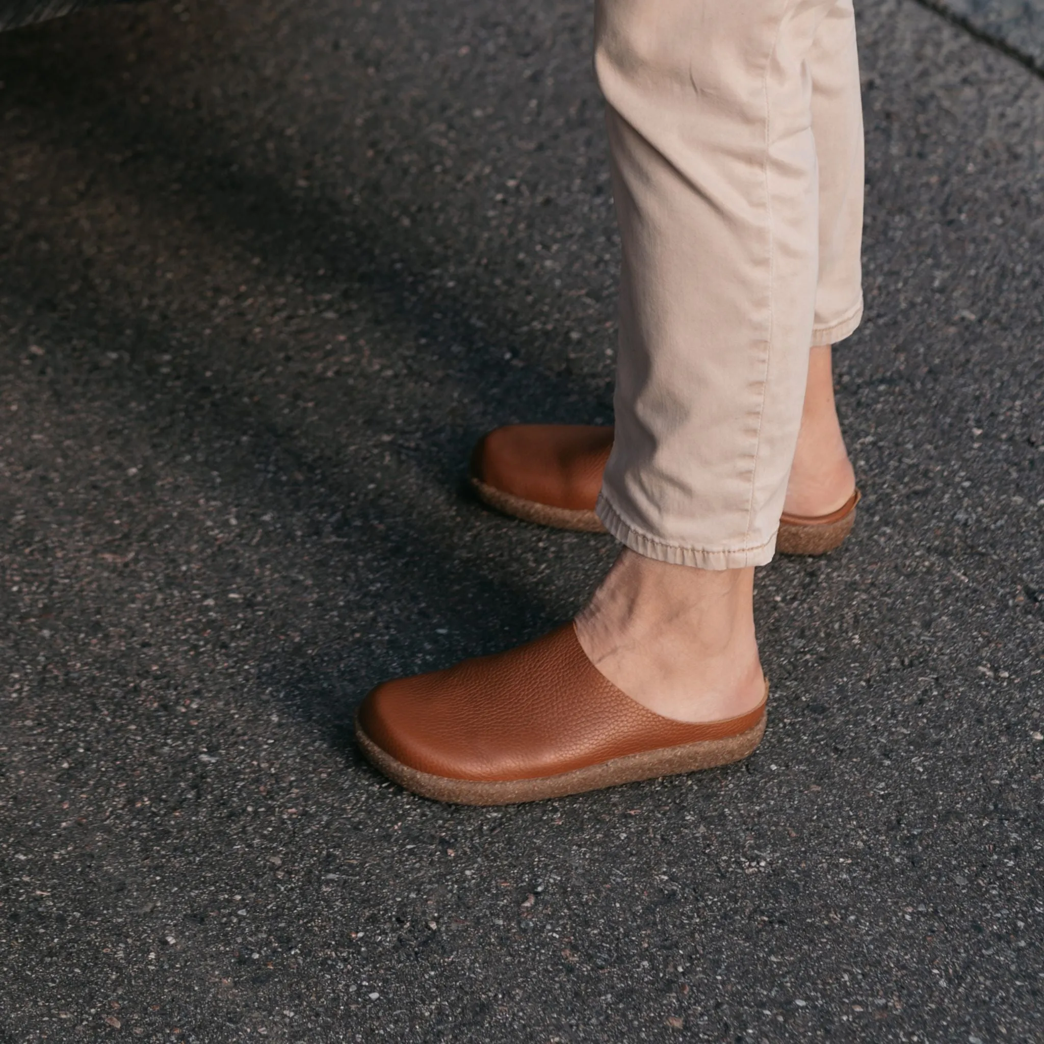 Comfort Wear HALAVA Women??s slip-on mules