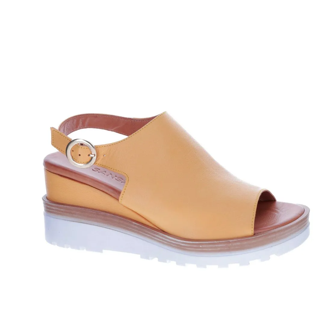 Reinforced toe LE SANSA THUNDER MUSTARD