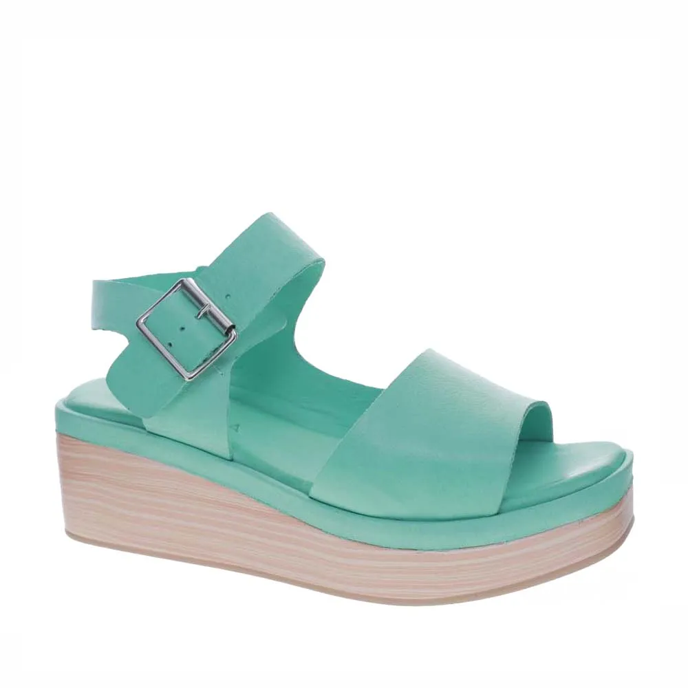 Present Trend-setting wear LE SANSA TRUE CELL